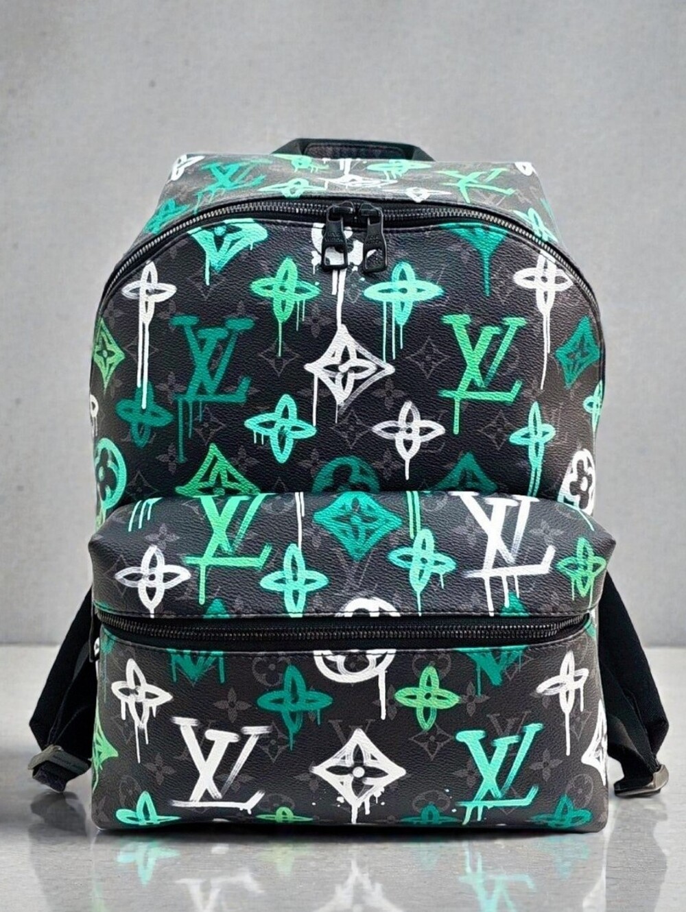 Louis Vuitton Monogram Eclipse Lv Discovery Backpack Graffit